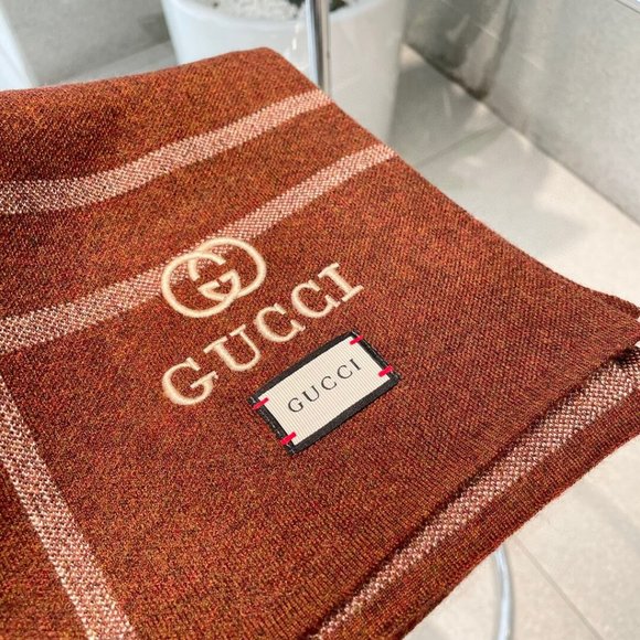 Gucci Scarf, Hot Sale - Picture 8 of 8
